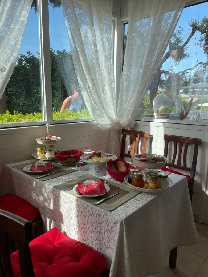 Mirella Charming Acomodação com café da manhã Alberobello Exterior foto