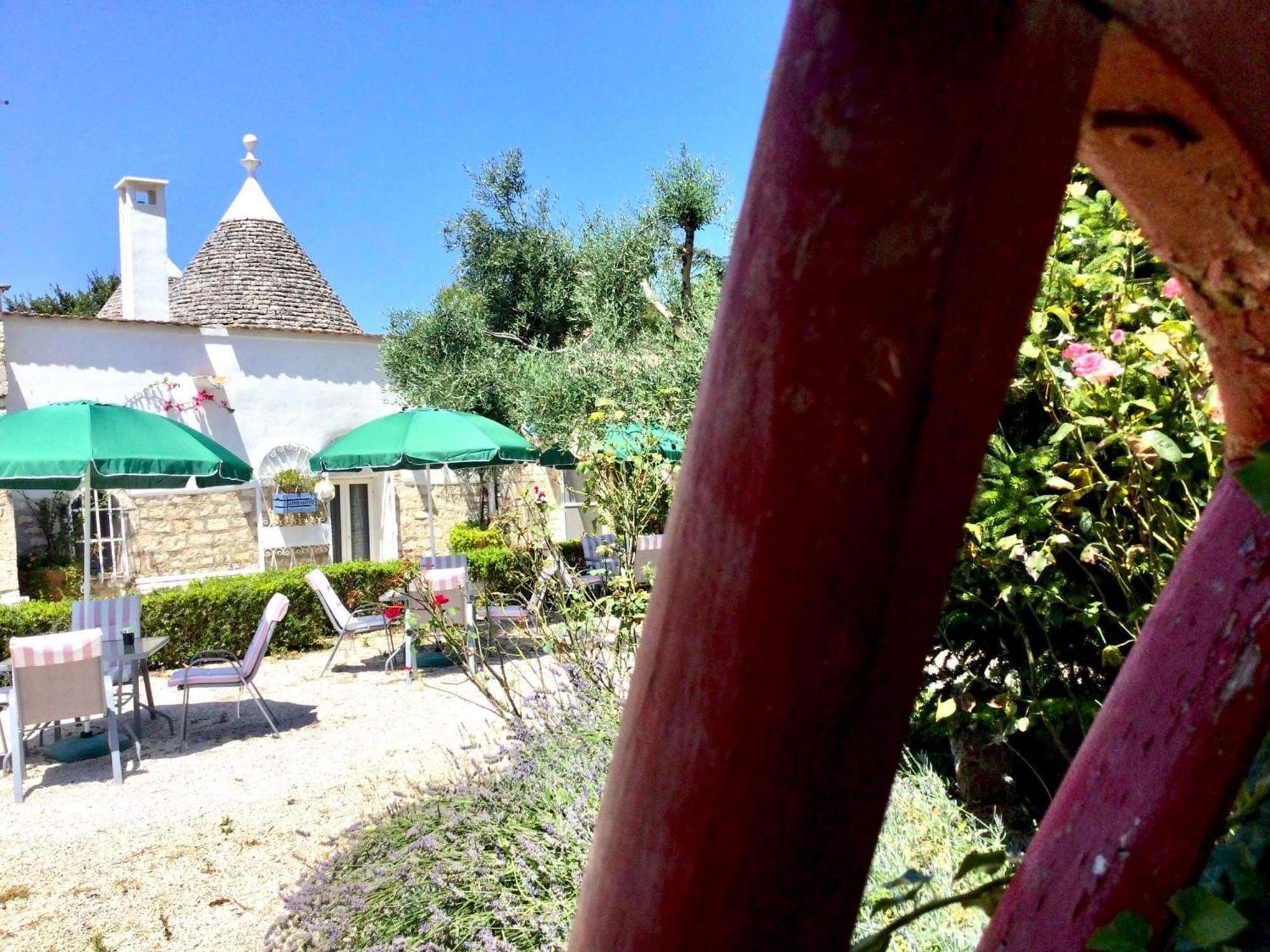 Mirella Charming Acomodação com café da manhã Alberobello Exterior foto